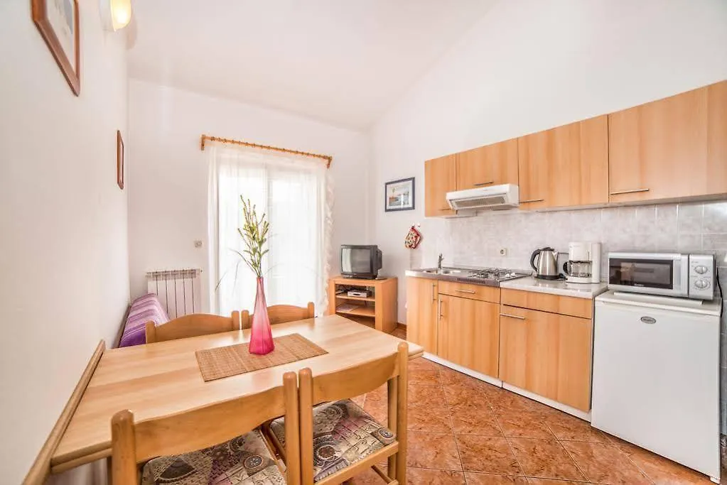 Guest house Apartments Banko Rovinj